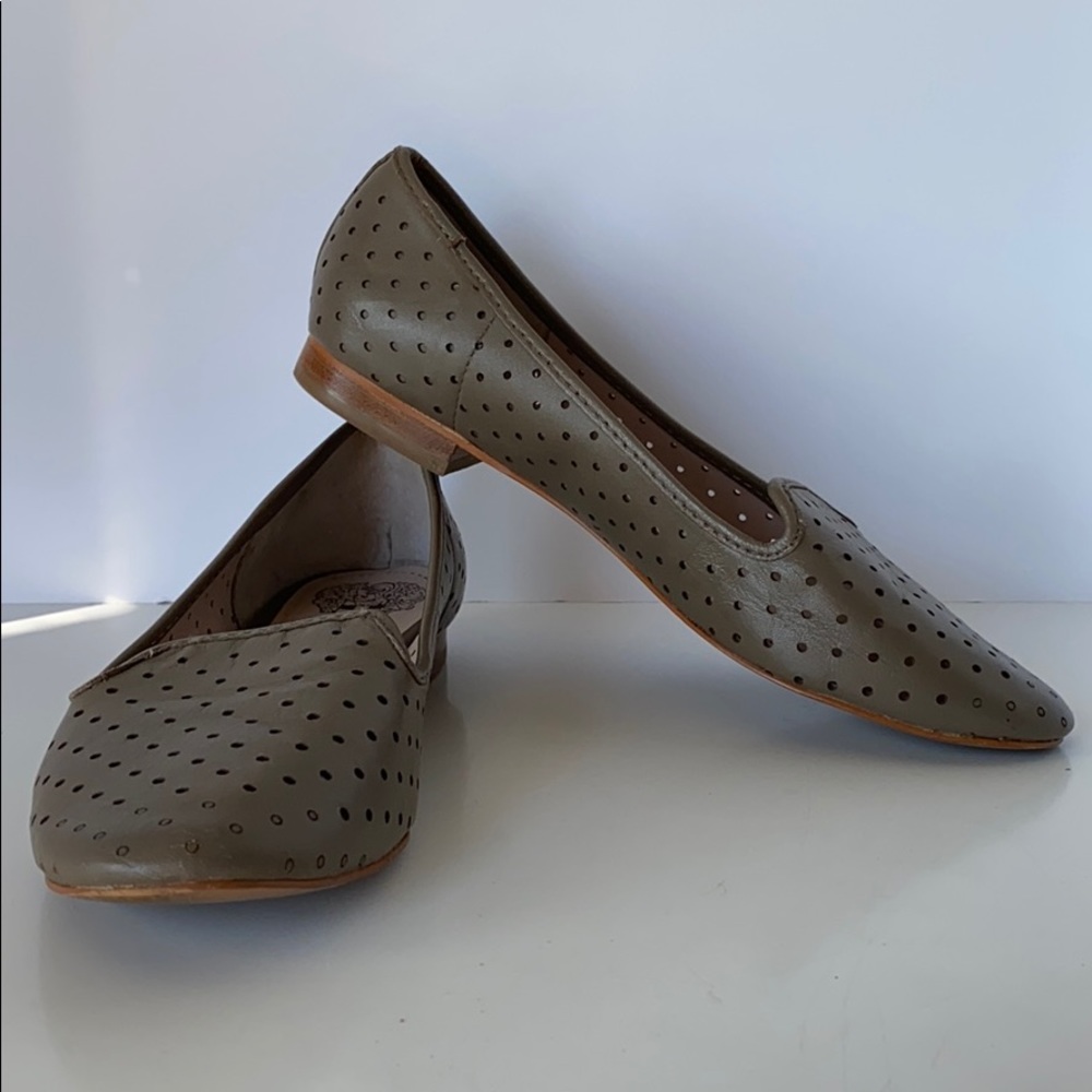 Vince Camuto Flats